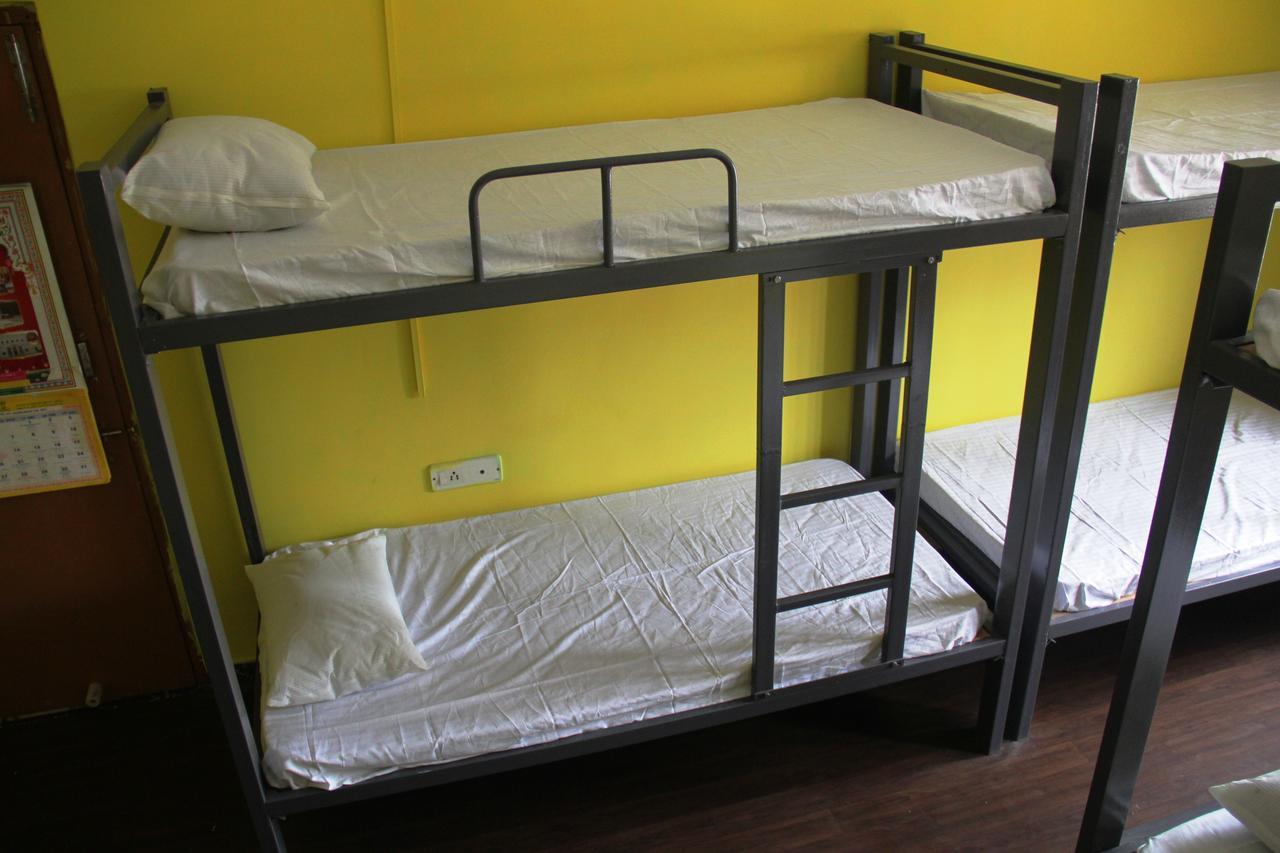 Eltravo - Hostel อุเดเปอร์ ภายนอก รูปภาพ