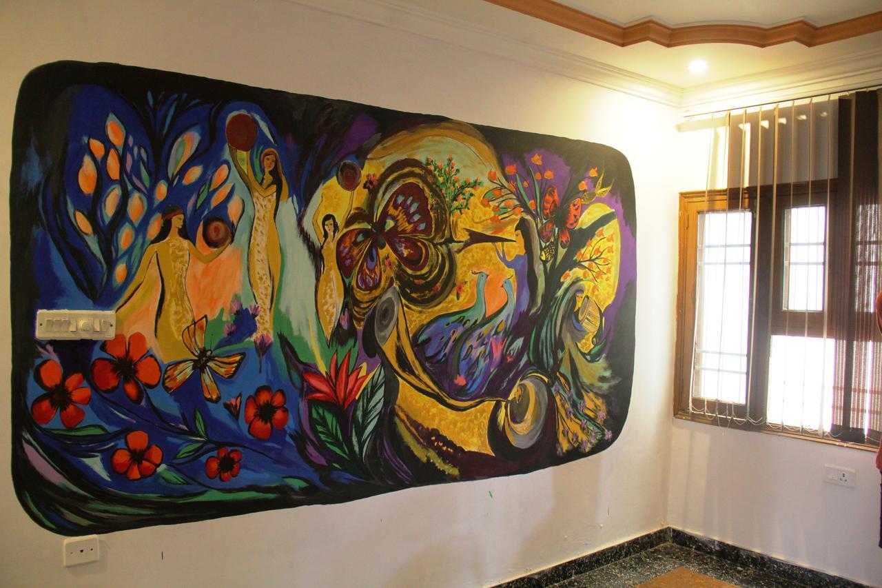 Eltravo - Hostel อุเดเปอร์ ภายนอก รูปภาพ