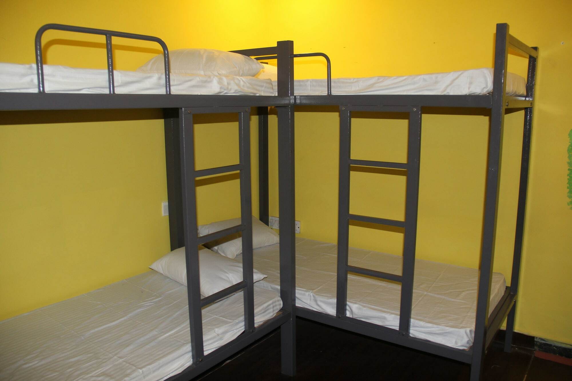 Eltravo - Hostel อุเดเปอร์ ภายนอก รูปภาพ